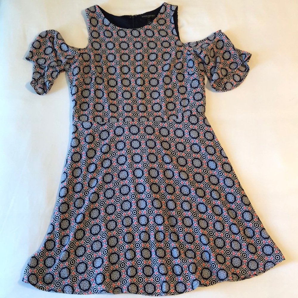 Banana republic cold sleeve dress